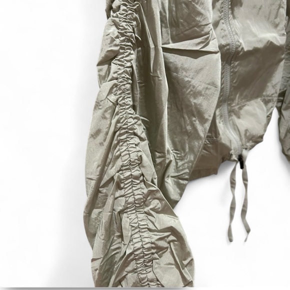 EASEL  Parachute Women's Lt Gray Windbreaker Bomber Jacket Size M - Picture 3 of 5